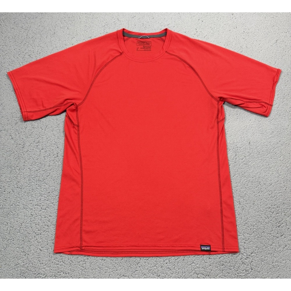 Patagonia Capilene Lightweight Baselayer Shirt Mens Small Red Short Sleeve Top